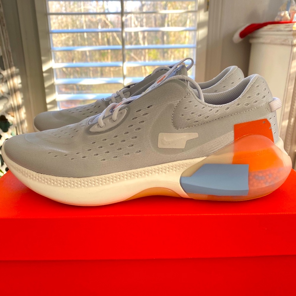 SOLD ❤️ New Nike Joyride Dual Runners